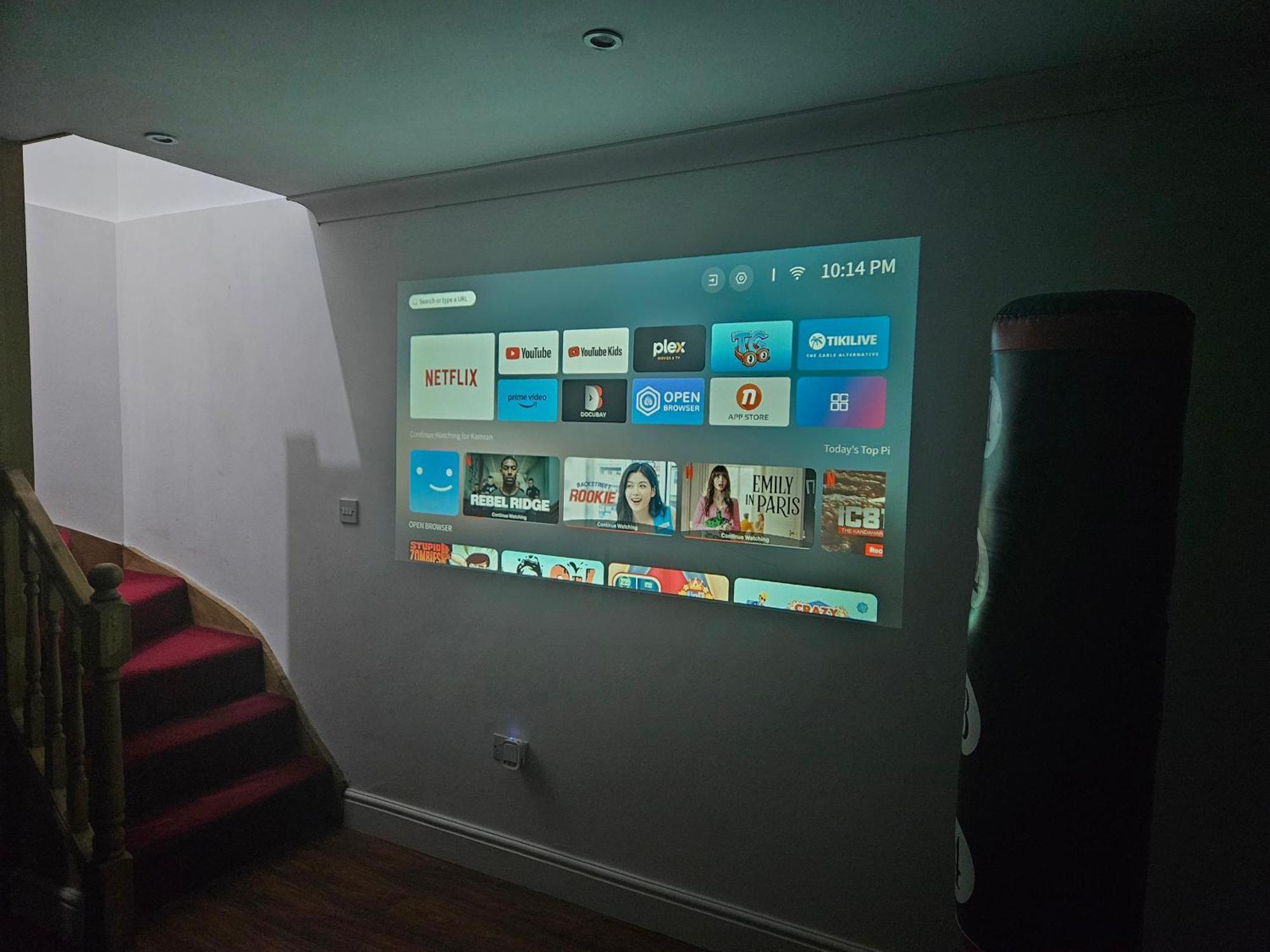 Large Annexe With Games Room Pool Table Ping Pong Air Hockey Movie Projector Windsor Bagian luar foto